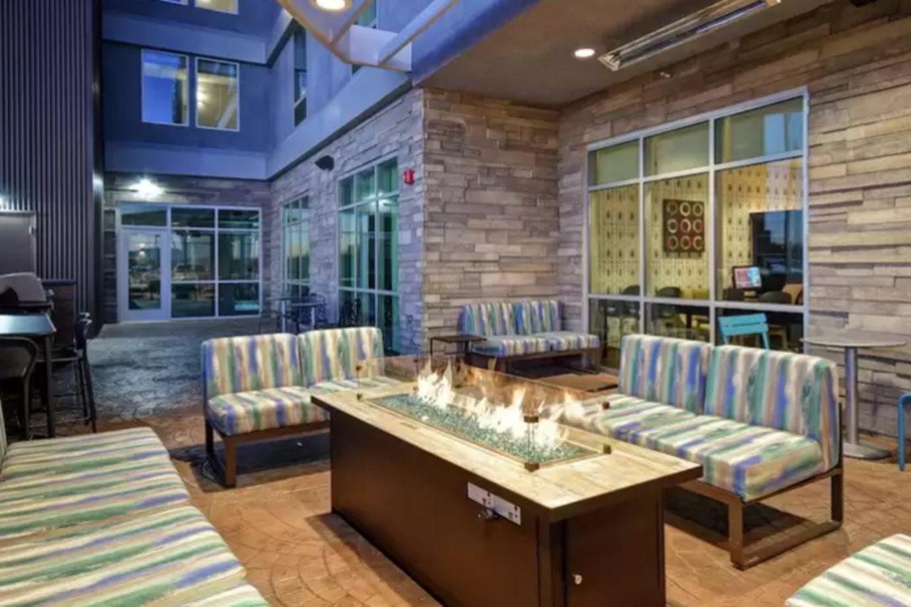 Home2 Suites By Hilton Victorville Exterior photo