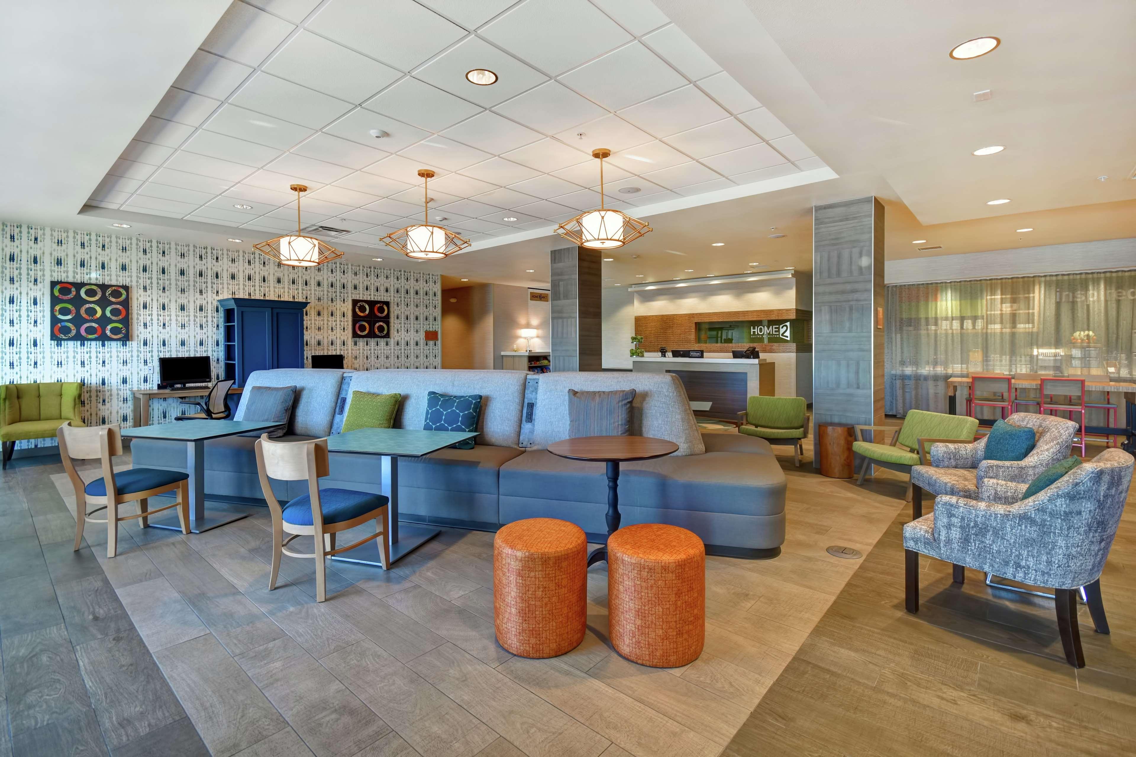 Home2 Suites By Hilton Victorville Exterior photo