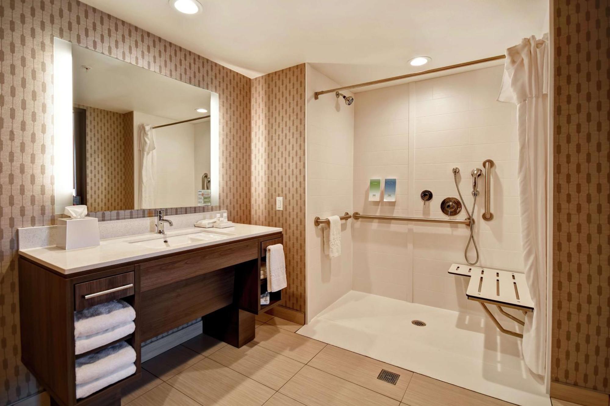 Home2 Suites By Hilton Victorville Exterior photo
